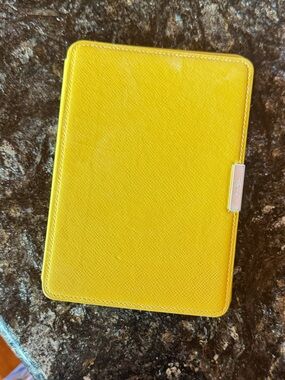 Amazon Kindle Yellow Tablet Folio Case with Metal Clasp